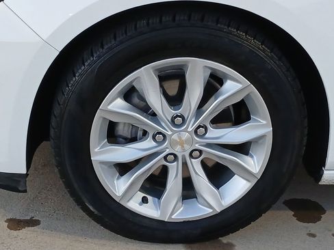 Certified 2025 Chevrolet Malibu LT image 33