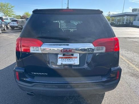 Used 2017 GMC Terrain SLE FWD image 4
