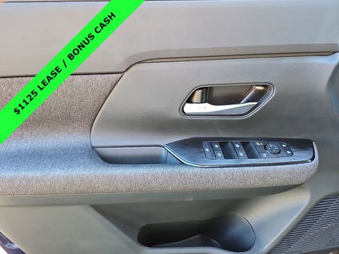 New 2026 Nissan Kicks SV w/ SV Premium Package image 9