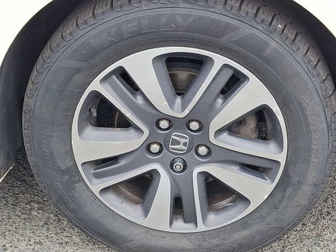 Used 2016 Honda Odyssey Touring Elite image 9