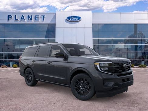 New 2026 Ford Expedition Platinum w/ Stealth Appearance Package AWD/4WD image 9