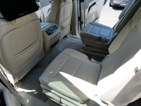 Used 2021 Cadillac Escalade Sport Platinum AWD/4WD image 50