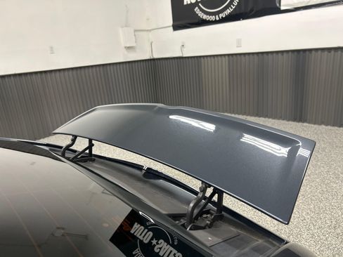 Used 2008 Chrysler Crossfire Limited image 8