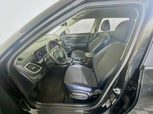 Used 2025 Kia Seltos S FWD image 13
