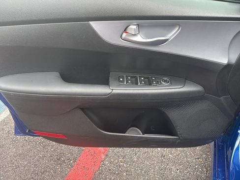 Used 2024 Kia Forte LXS image 11