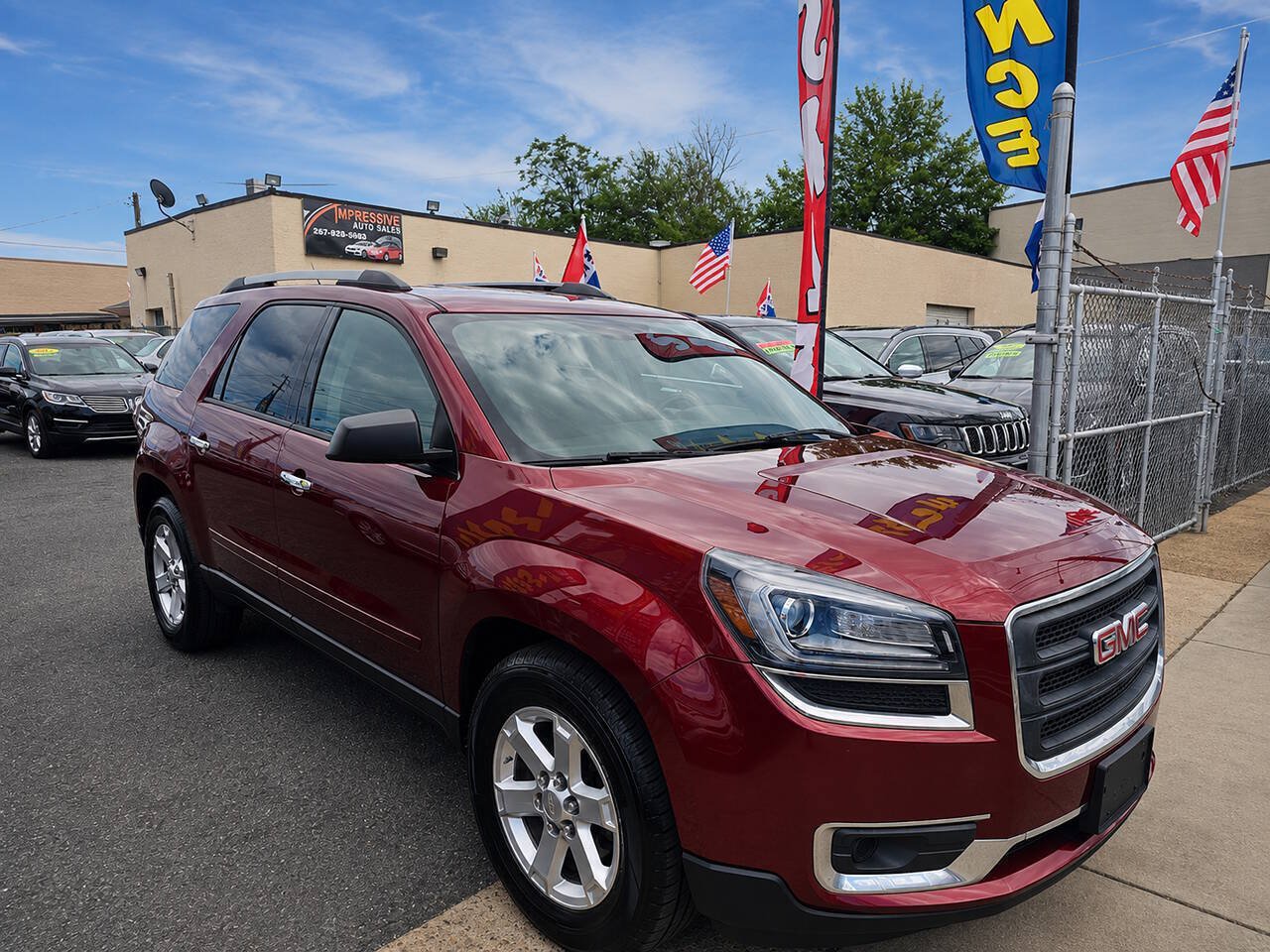 Used 2015 GMC Acadia SLE AWD/4WD image 4