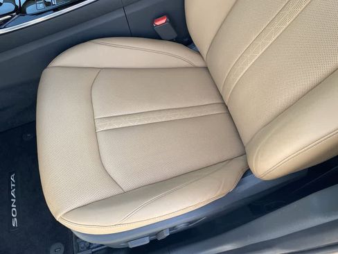 Used 2023 Hyundai Sonata Limited image 11