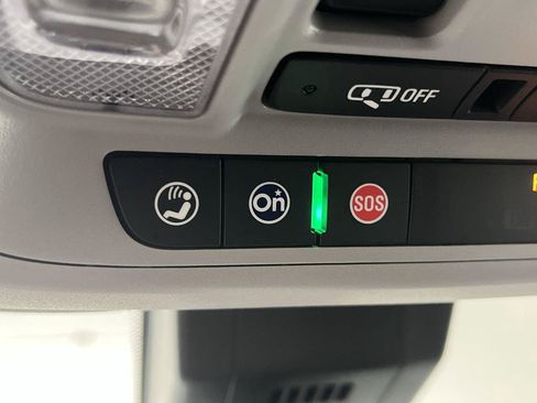 Certified 2024 GMC Terrain AT4 w/ Tech Package AWD/4WD image 27