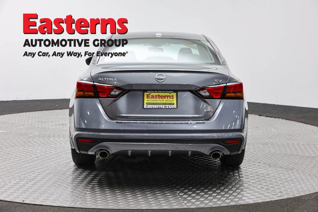 Used 2023 Nissan Altima 2.5 SV w/ SV Premium Package AWD/4WD image 8