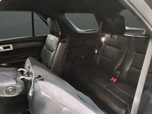 Used 2020 Ford Explorer ST image 20