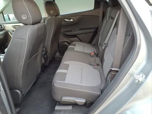 Used 2024 Chevrolet Blazer LT w/ Convenience Package FWD image 12