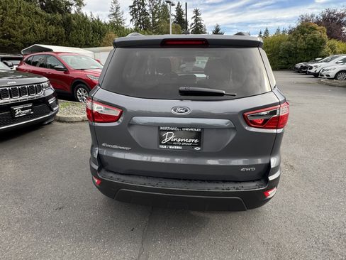 Used 2018 Ford EcoSport SE image 6