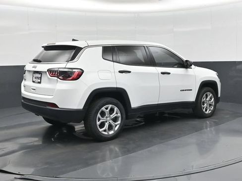 Used 2025 Jeep Compass Sport AWD/4WD image 22