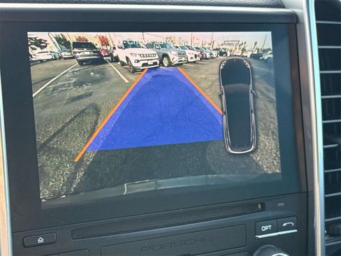 Used 2018 Porsche Cayenne image 37