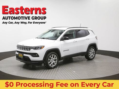 Used 2022 Jeep Compass Latitude AWD/4WD image 54