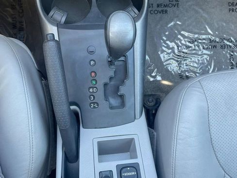 Used 2009 Toyota RAV4 Limited AWD/4WD image 8