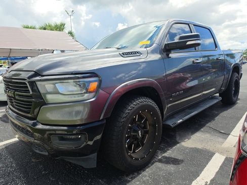 Used 2019 RAM 1500 Laramie AWD/4WD image 6