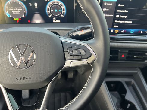 Certified 2025 Volkswagen Tiguan S image 19