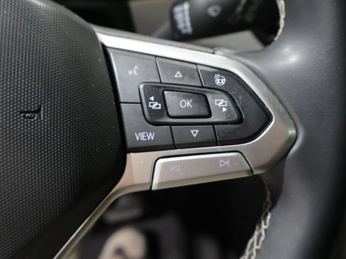 Used 2021 Volkswagen Atlas Cross Sport SEL AWD/4WD image 36