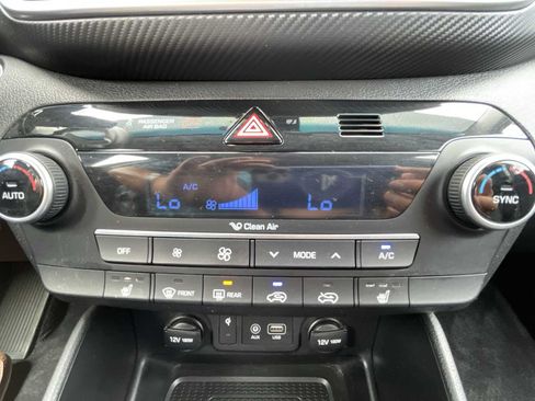 Used 2020 Hyundai Tucson Sport w/ Cargo Package FWD image 16