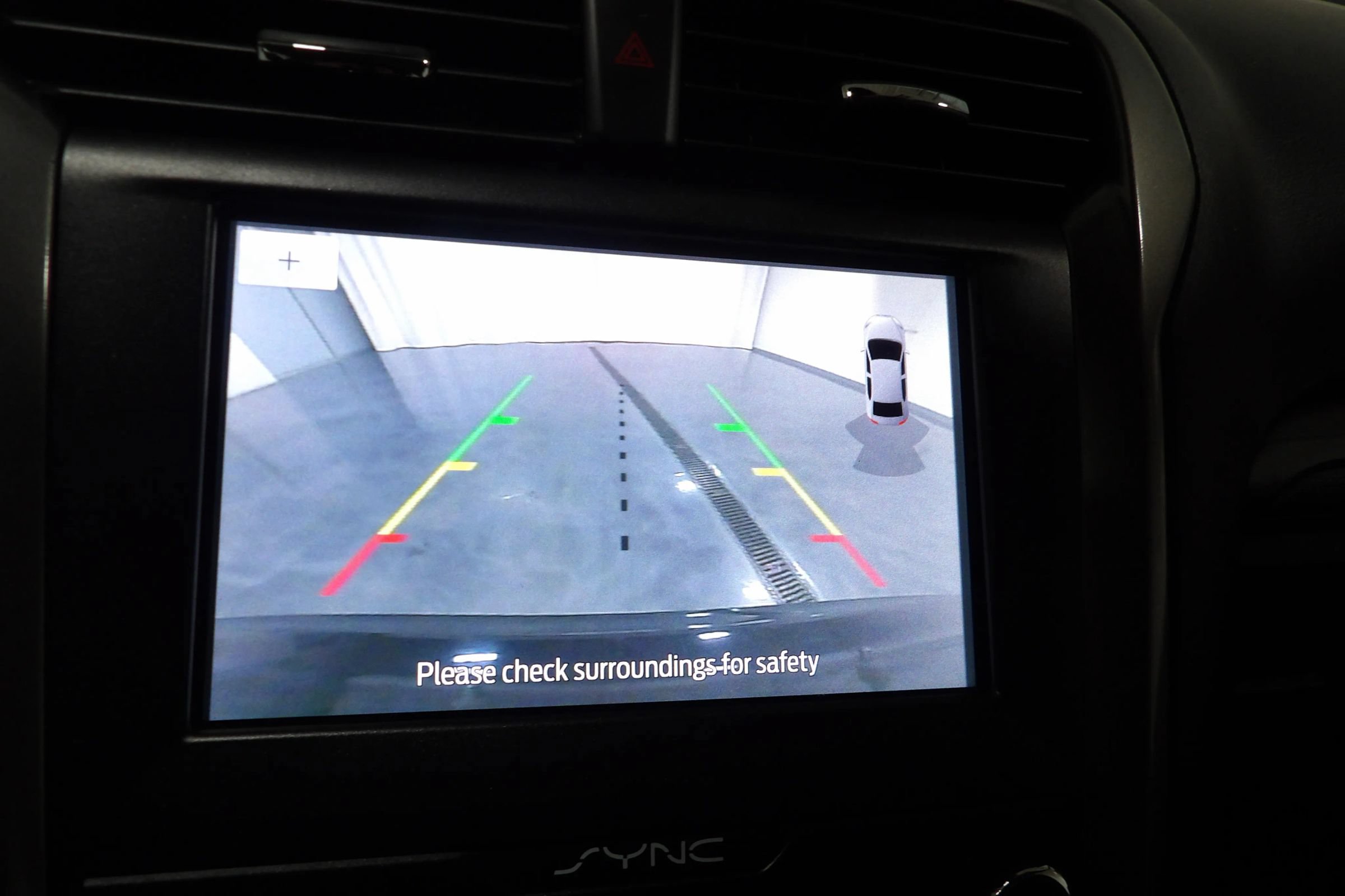 Used 2020 Ford Fusion SE FWD image 20