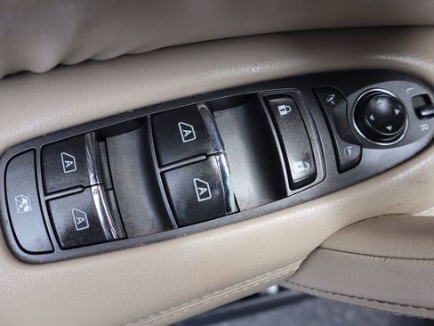 Used 2018 Nissan Armada Platinum AWD/4WD image 29