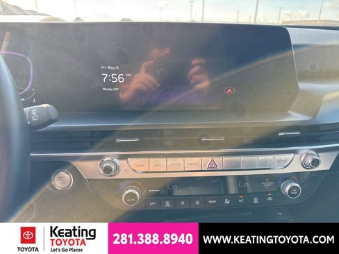 Used 2025 Kia Telluride S FWD image 14