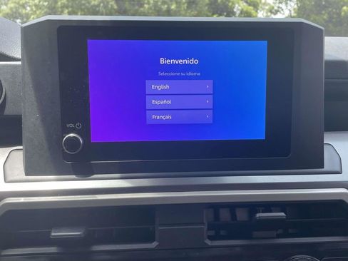Used 2025 Toyota Tacoma SR5 AWD/4WD image 34