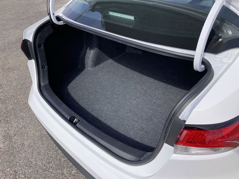 Certified 2025 Toyota Corolla LE image 22