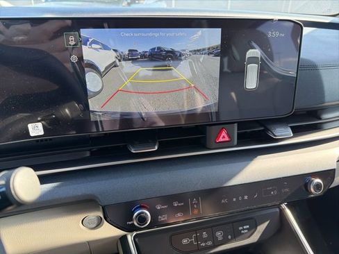 New 2026 Kia Carnival EX FWD image 19