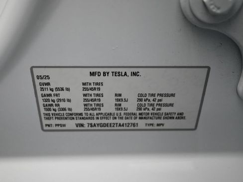 Used 2026 Tesla Model Y Long Range AWD/4WD image 9