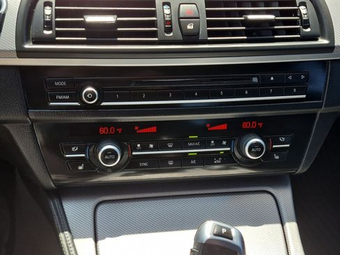 Used 2015 BMW 528i xDrive Sedan AWD/4WD image 22