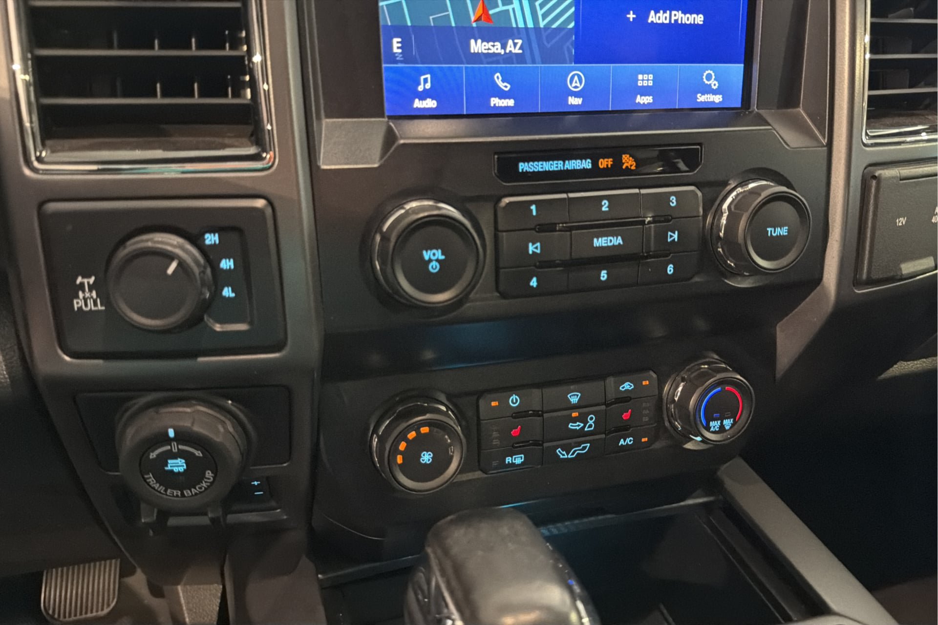 Used 2019 Ford F150 XLT w/ Equipment Group 302A Luxury AWD/4WD image 26