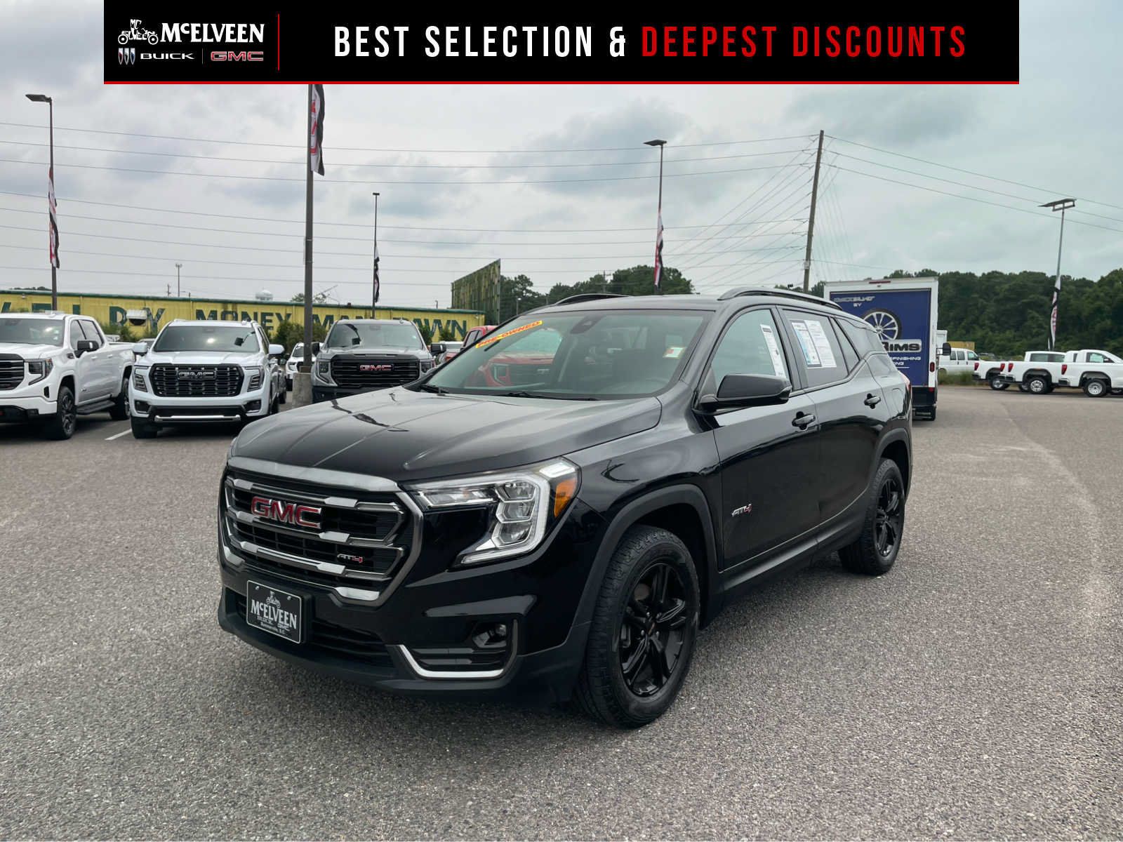 Used 2024 GMC Terrain AT4 AWD/4WD image 1