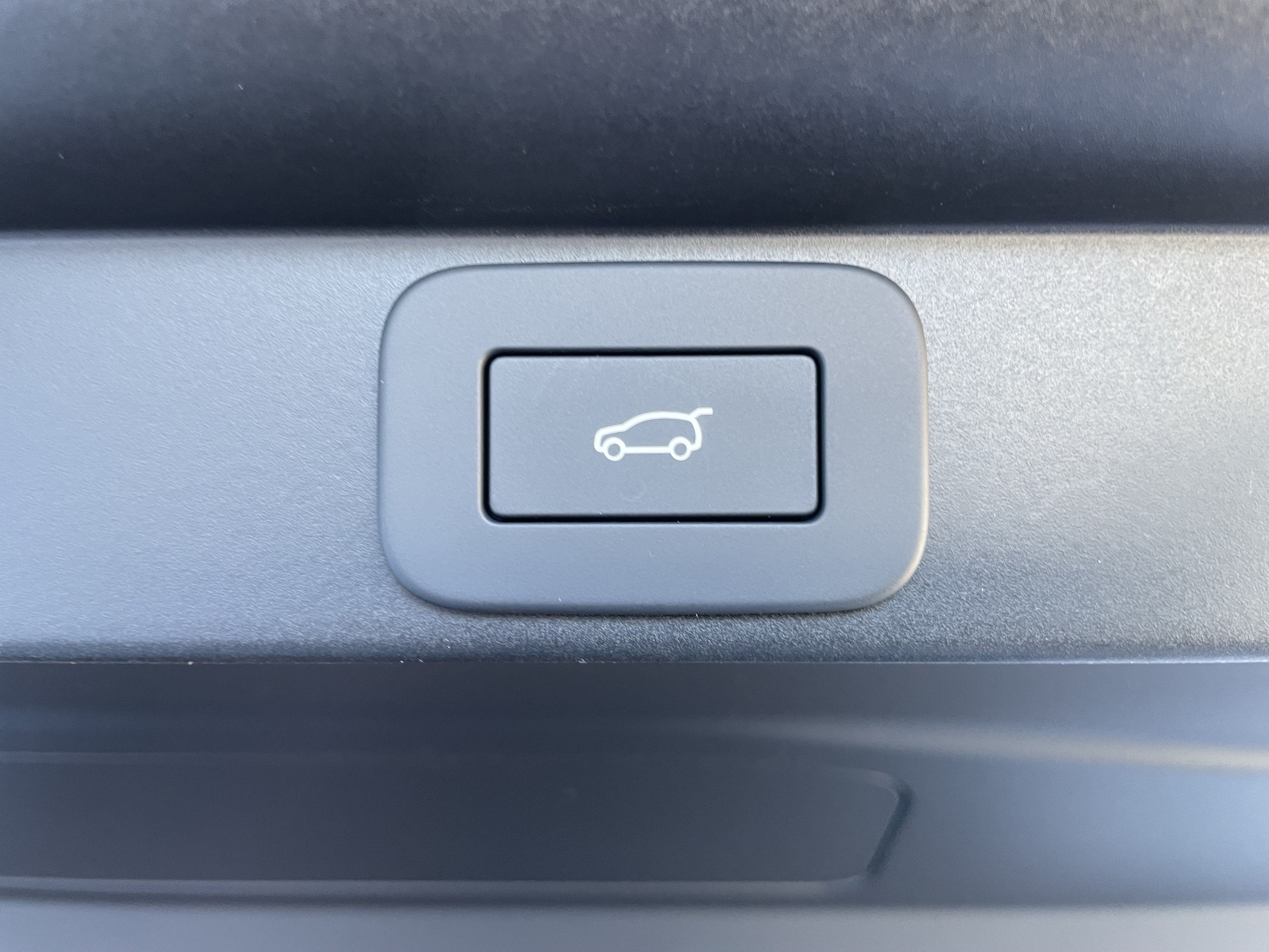 New 2026 Land Rover Range Rover Autobiography AWD/4WD image 39