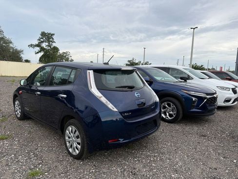 Used 2017 Nissan Leaf S FWD image 7