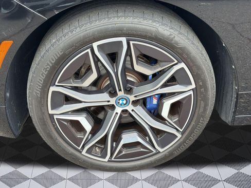 Used 2024 BMW iX M60 AWD/4WD image 12