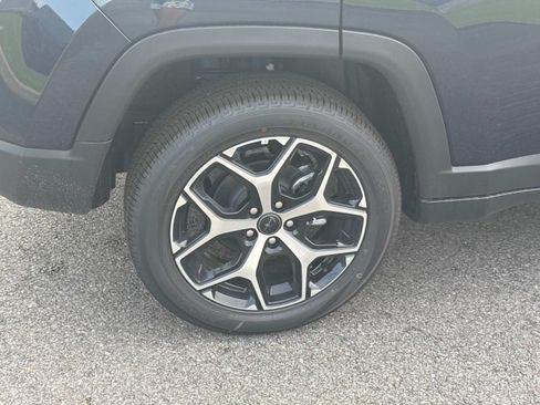 New 2026 Jeep Compass Limited AWD/4WD image 14