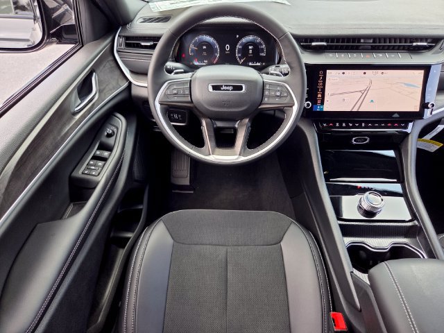 New 2026 Jeep Grand Cherokee Altitude RWD image 13