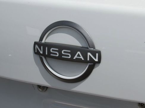 Used 2024 Nissan Sentra SV FWD image 12