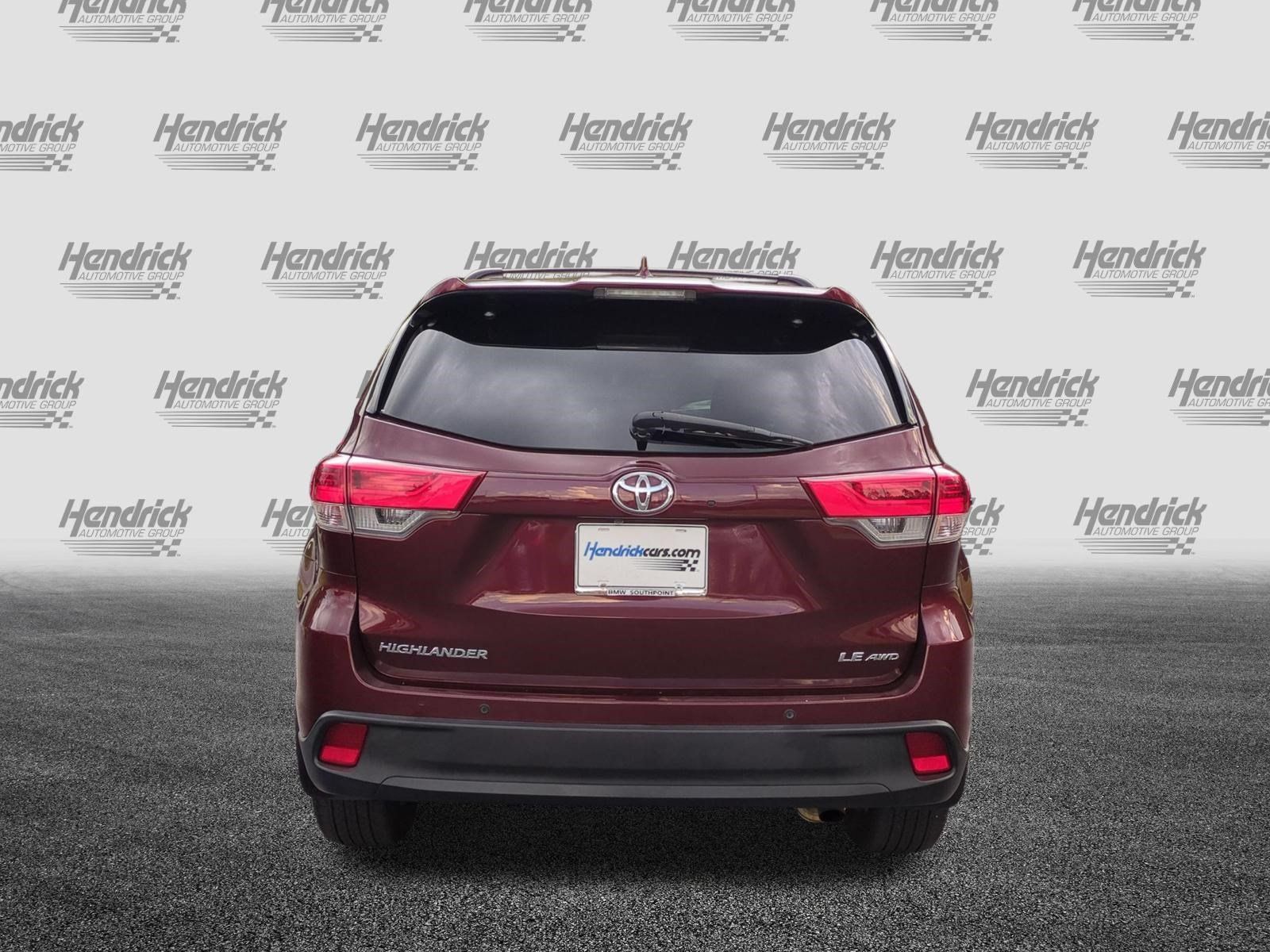 Used 2017 Toyota Highlander Plus AWD/4WD image 9