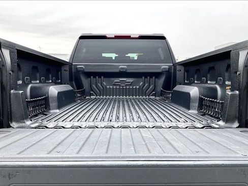 Used 2023 Chevrolet Silverado 1500 RST w/ Z71 Off-Road Package image 28