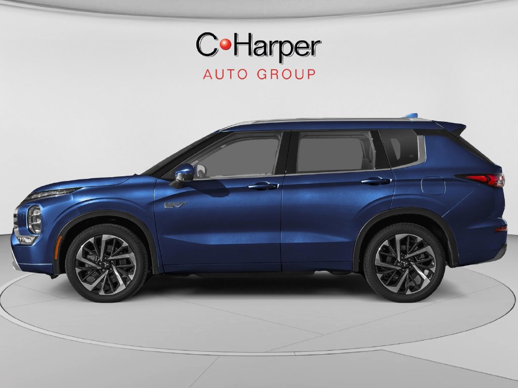 Used 2025 Mitsubishi Outlander 4WD Plug-In Hybrid image 3