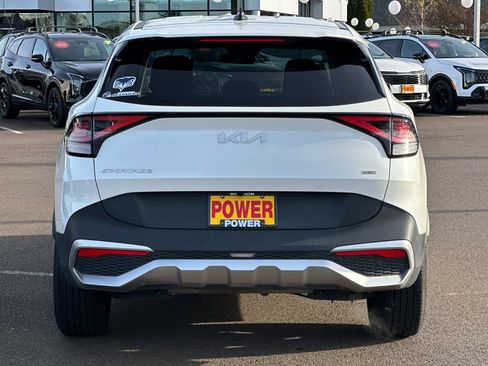 Certified 2023 Kia Sportage LX image 5