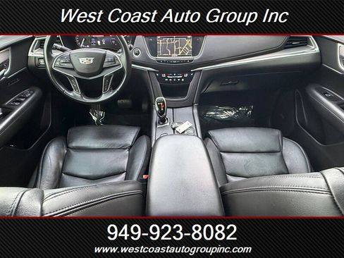 Used 2017 Cadillac XT5 Luxury w/ Driver Awareness Package image 8
