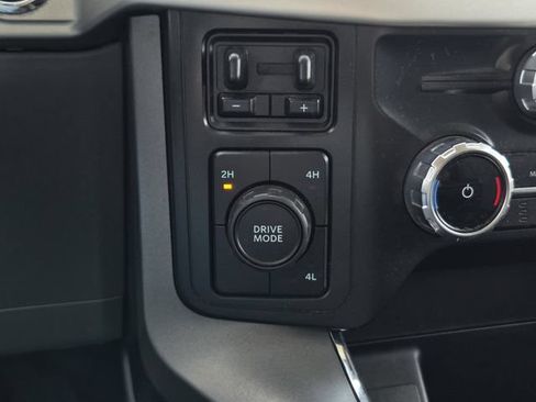 Used 2022 Ford F150 XLT w/ Equipment Group 302A High AWD/4WD image 19