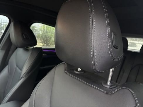 Used 2023 BMW X4 xDrive30i w/ M Sport Package image 9