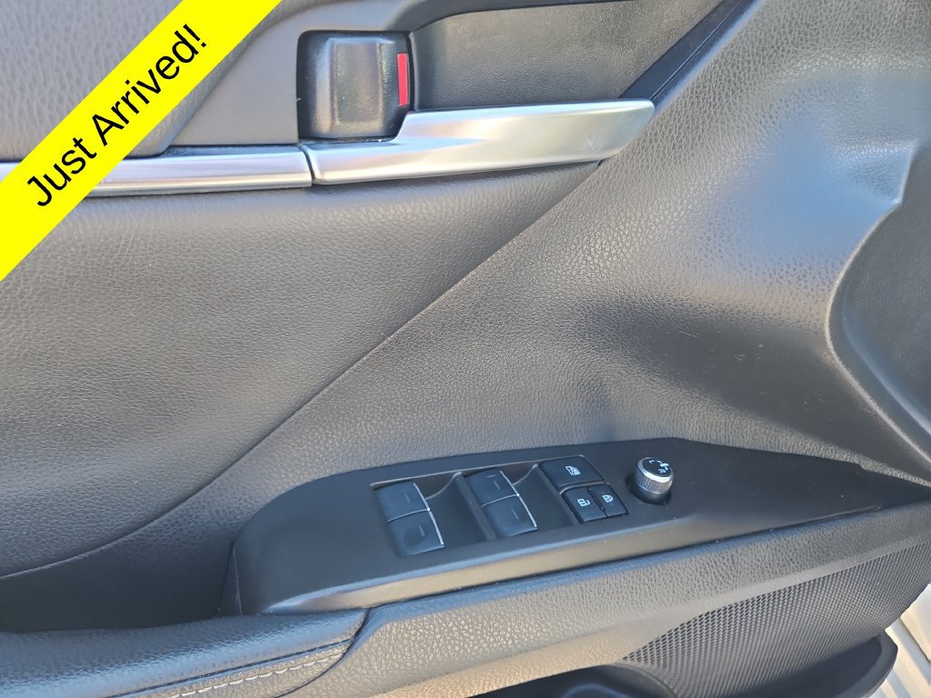 Used 2024 Toyota Camry XSE FWD image 19