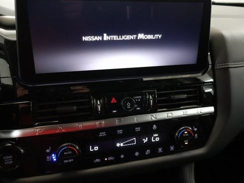 New 2026 Nissan Pathfinder Platinum w/ Cargo Package AWD/4WD image 19