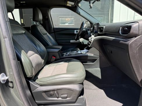Used 2023 Ford Explorer Timberline AWD/4WD image 9